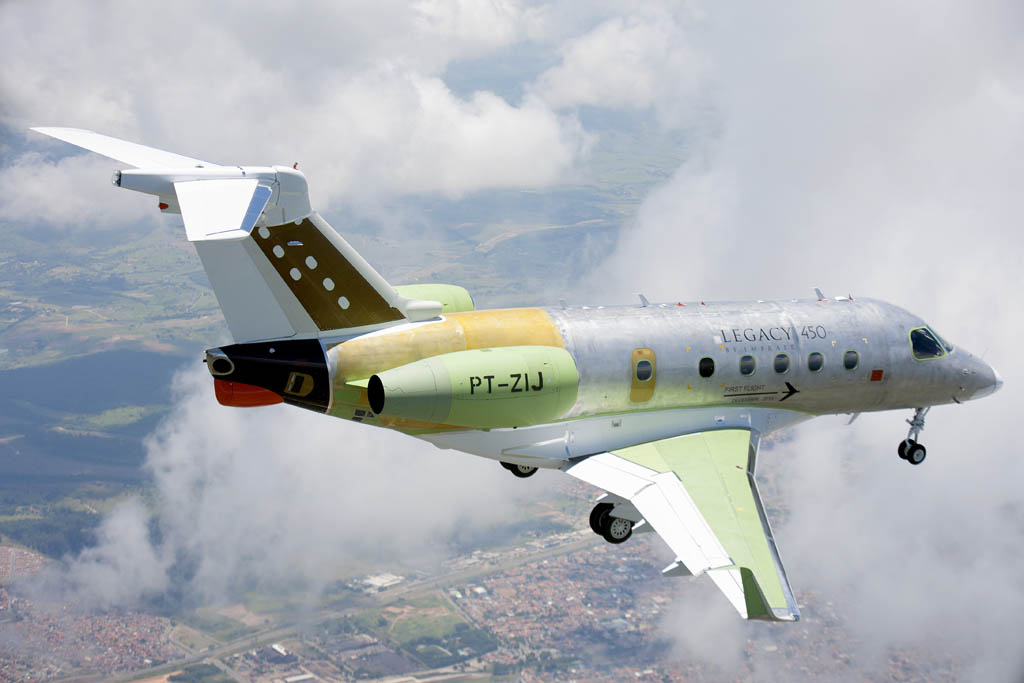 Primer vuelo del Embraer Legacy 450