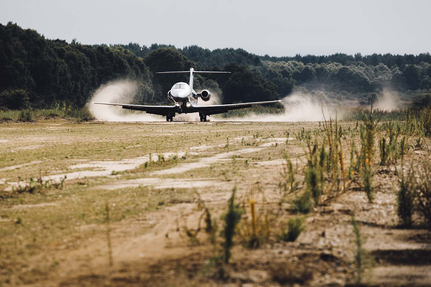 El Pilatus PC-21 ya está certificado por EASA para operar desde todo tipo de pistas no preparadas.