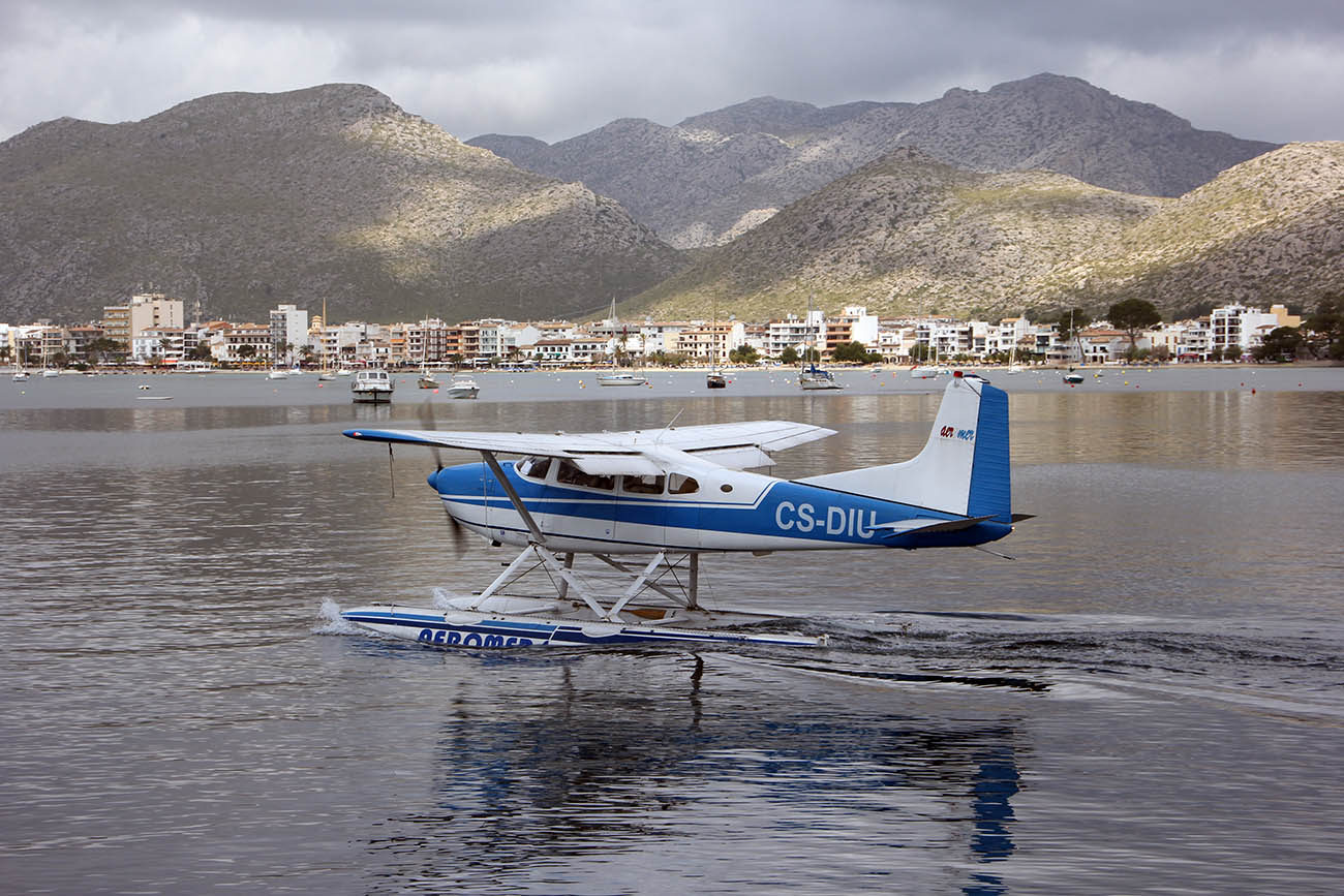 Uno de los hidroaviones participantes en el Spalsh in de 2019 organizado por la FAM en la base aérea de Pollensa.
