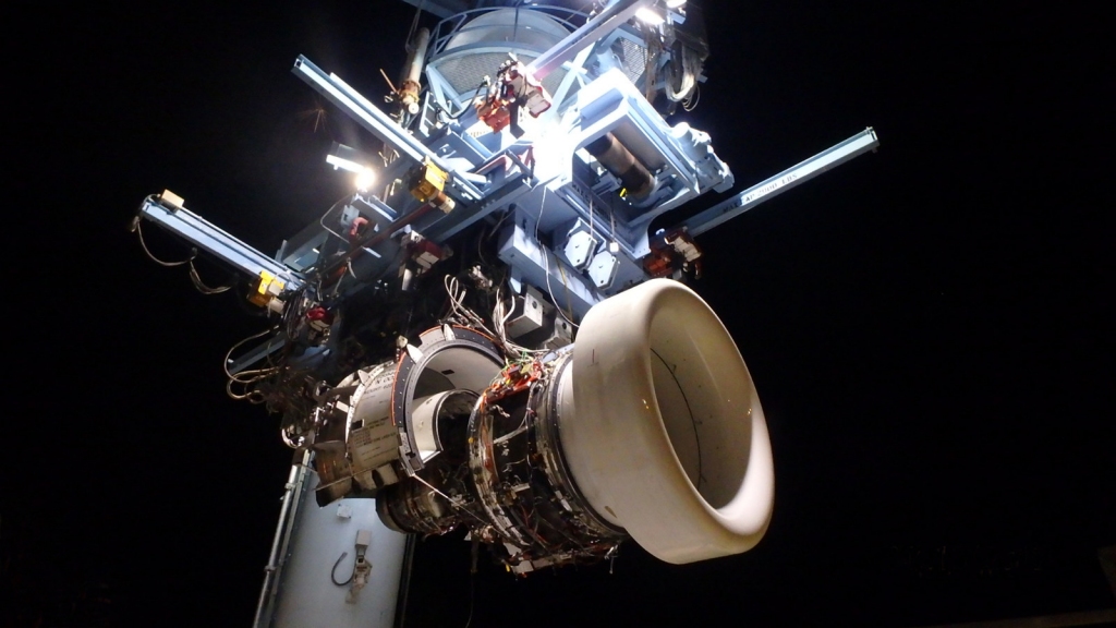 El demostrador de la segunda generación de la familia Geared Turbofan de Pratt & Whitney en el banco de pruebas.