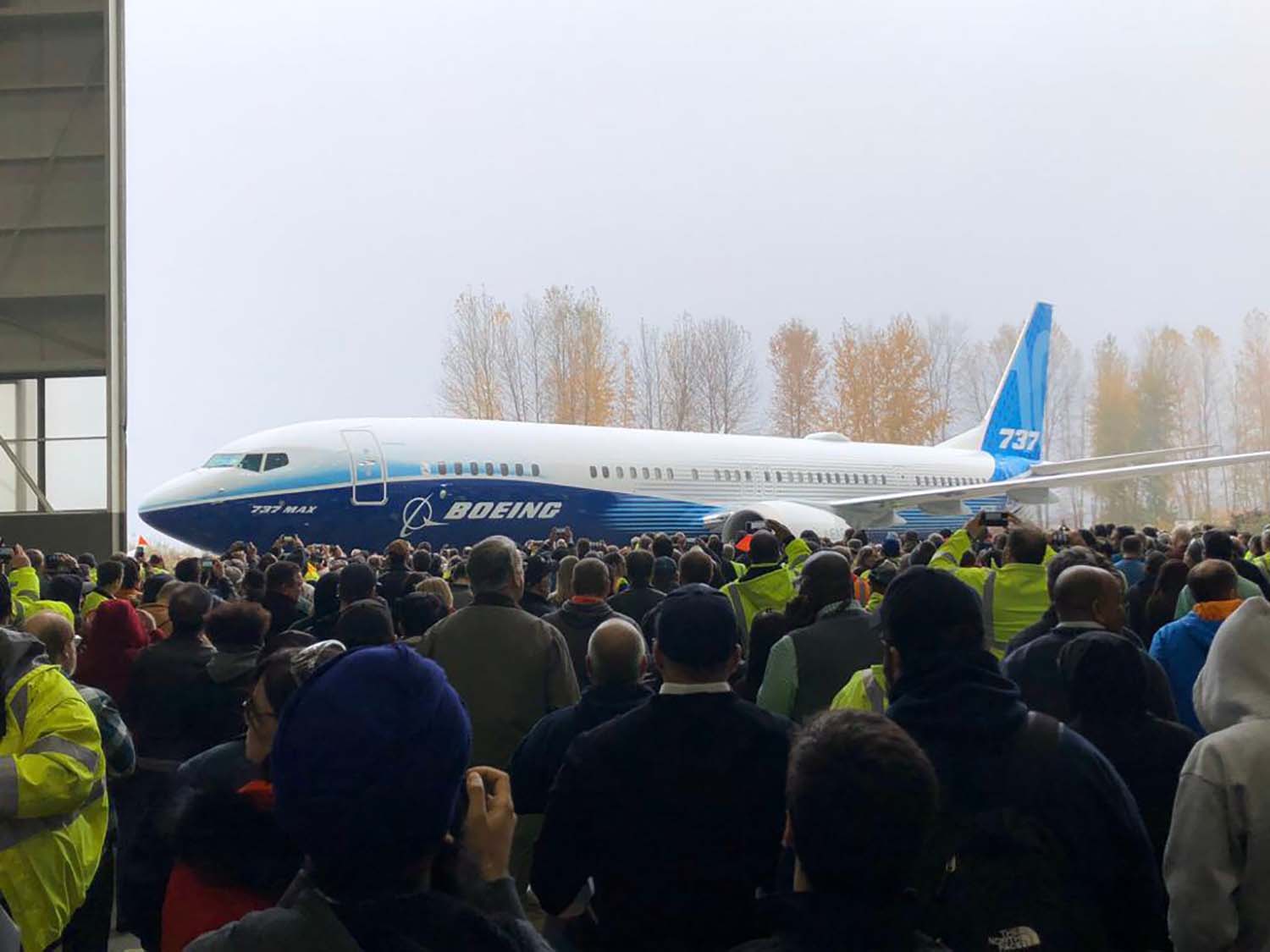 El fuselaje de este primer Boeing 737 MAX 10 llegó a la factoría de Boeing en Renton el 30 de marzo pasado procedente de Spirit Aerosapce que es quien construye los fuselajes en Wichita (Kansas).