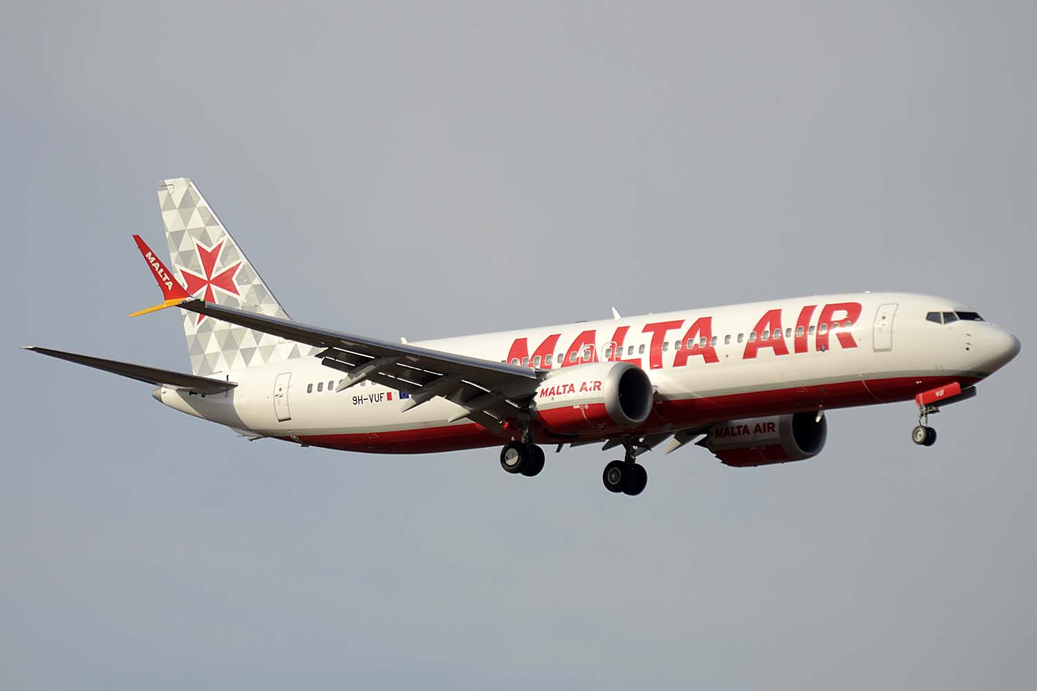 Ryanair ha recibido 17 B-737 MAX en el tercer trimestre de 2021, varios con los colores de sus filiales Air Malta y Buzz.