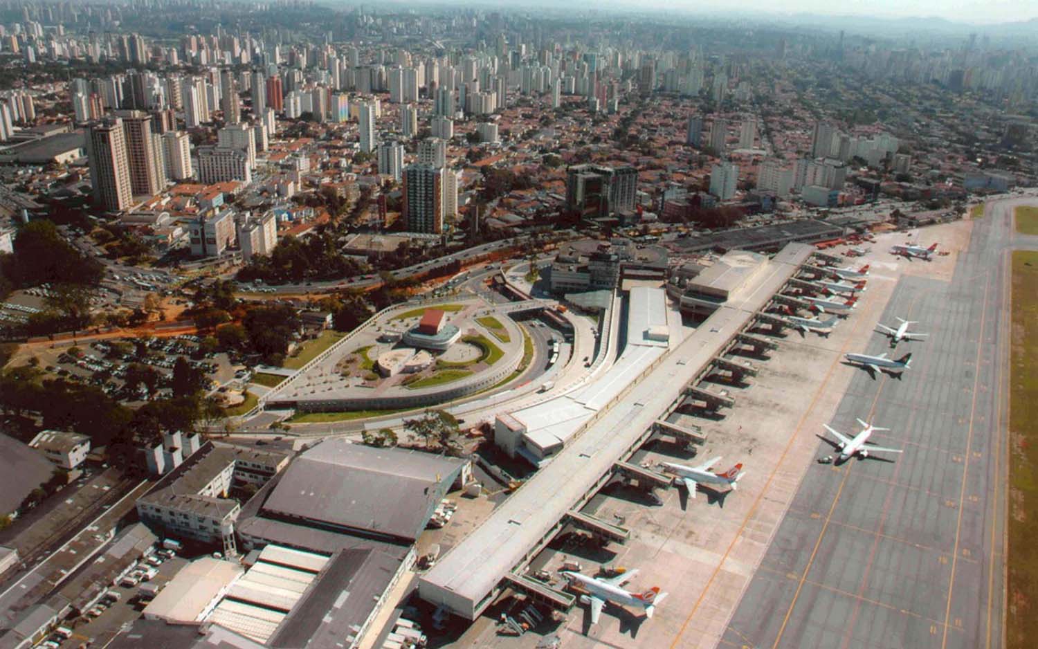 Terminal de pasajeros del aeropuerto dee Sao Paulo Congonhas.