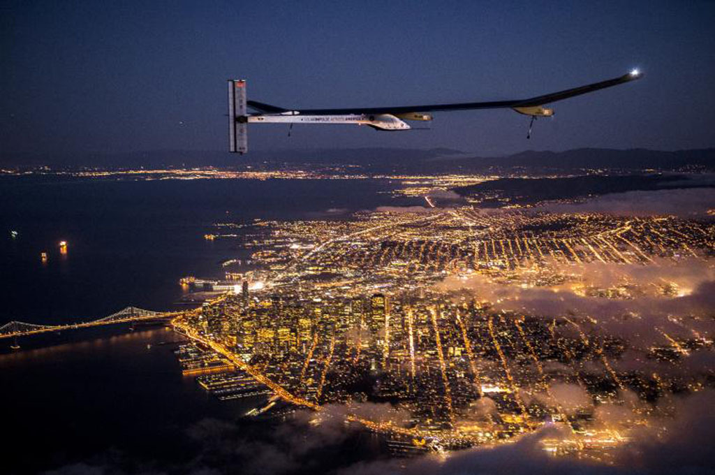 Solar Impulse sobre San Francisco