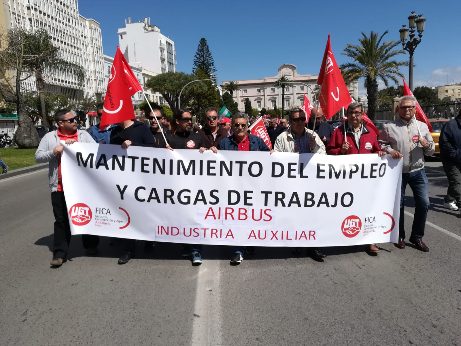 Portesta en Sevilla en 2018 de UGT en defensa de los puestos labolales en la industria aeronáutica española.