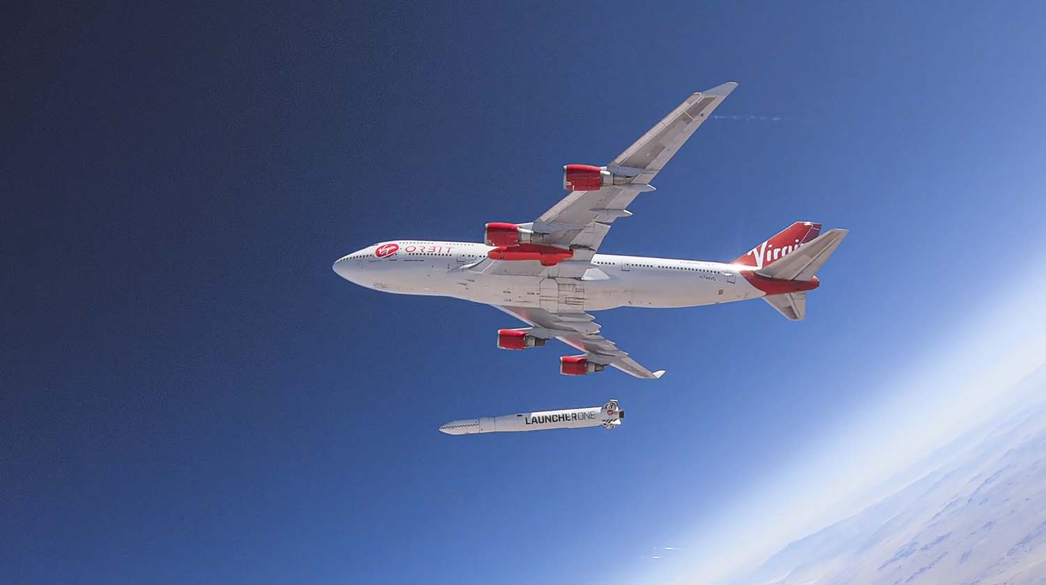 Suelta del LauncherOne desde el B-747 nodriza.