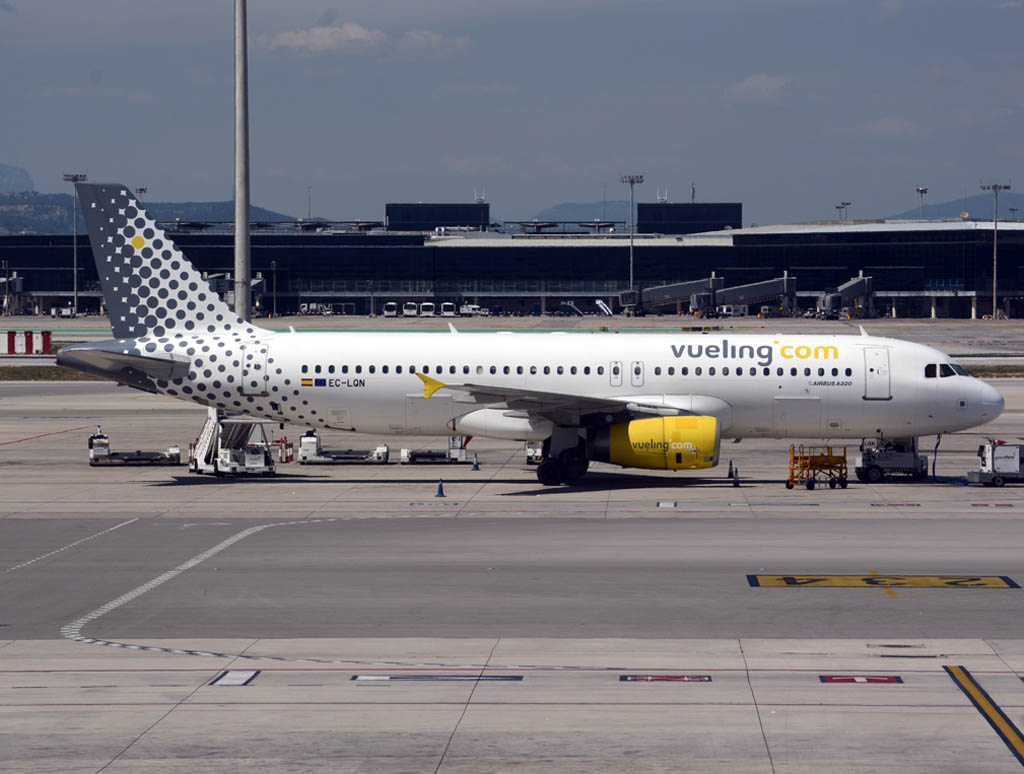 Vueling sigue siendo dentro de IAG la aerolínea de mayor crecimiento. Sólo en 2015 ha recibido 10 nuevos aviones ya.