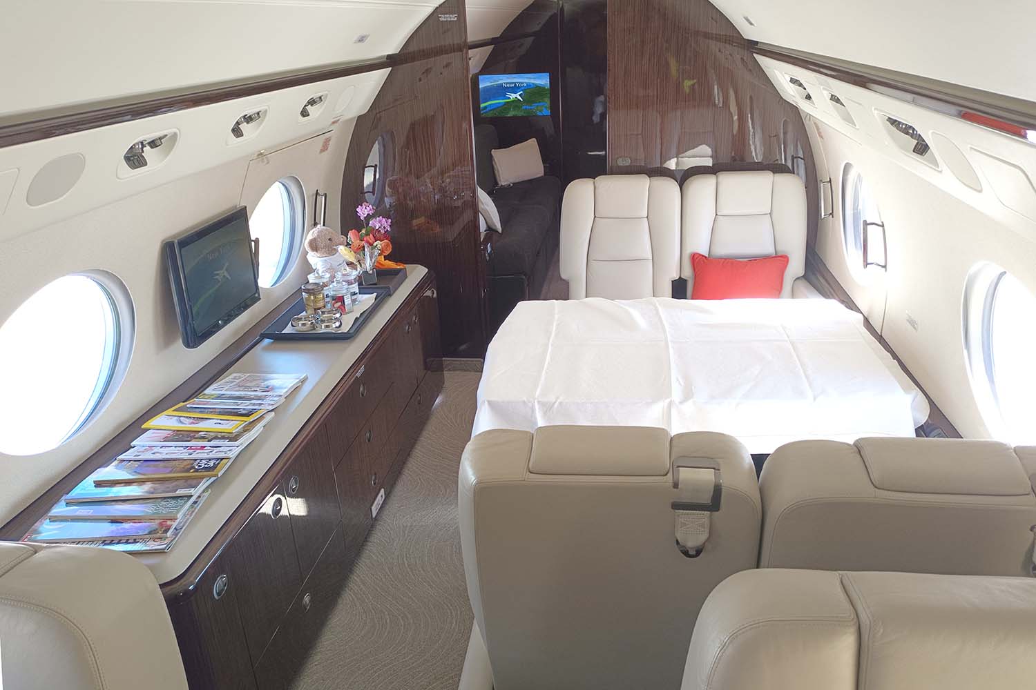 Cabina de pasaje del nuevo Gulfstream 550 comercializado por Welojets.