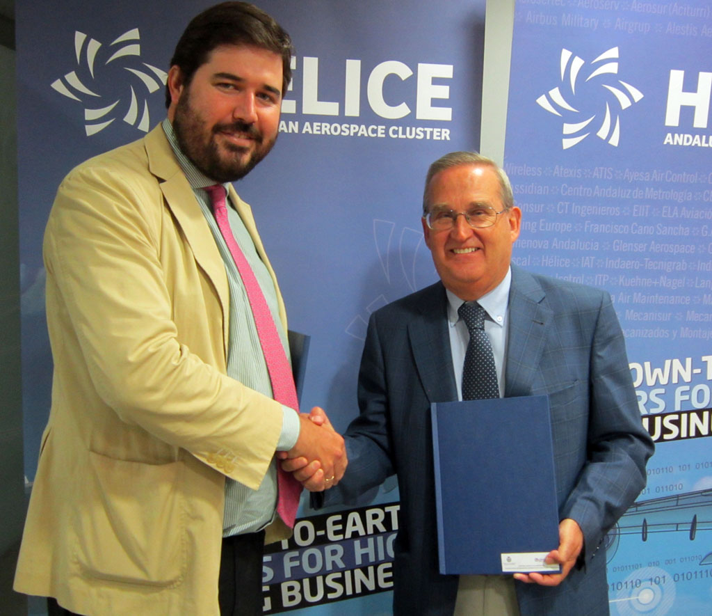 Hélice y la universidad de Loyola formarán a los directivos aeronáuticos andaluces.
