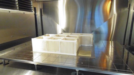 Una de las piezas impresas en 3D por Mizar para los nanosatélites de Karten.