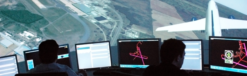 Simulador torre de control de Indra