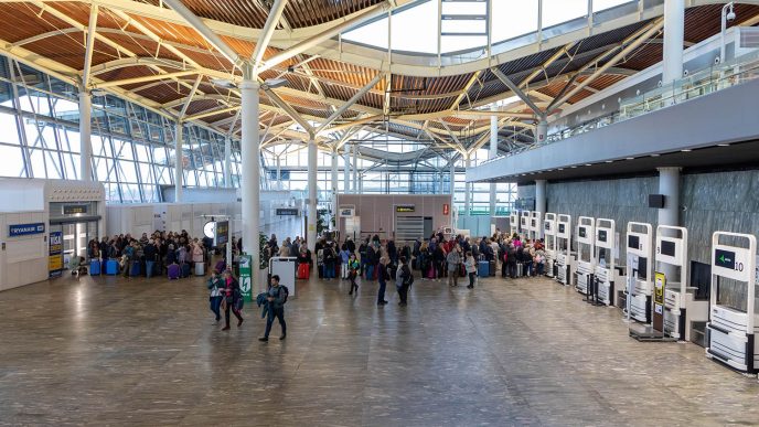 Terminal de pasajeros del aeropuerto de Zaragoza.