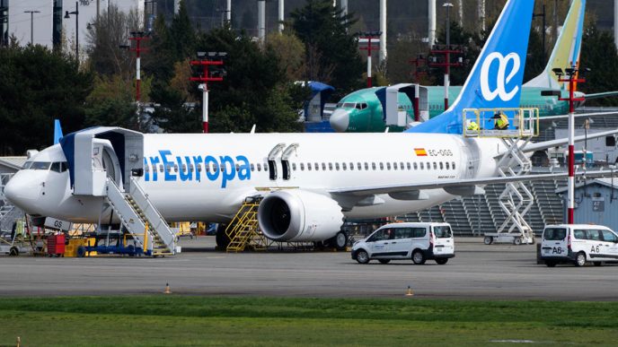 El primer Boeing 737 MAX que recibirà Air Europa en Boeing Field.
