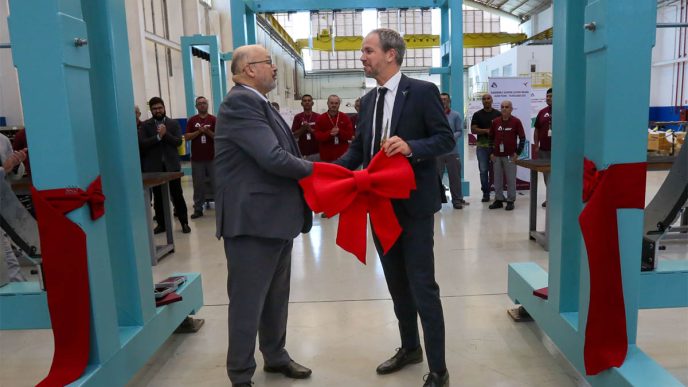 Cesar Silva, consejero delegado de Akaer y Nico Neumann, consejero delegado de Deutsche Aircraft en la inauguración.