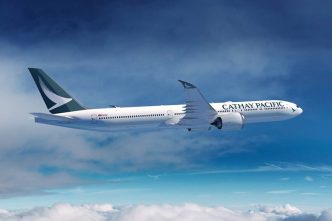 Boeing 777-9 con colores de Cathay Pacific.