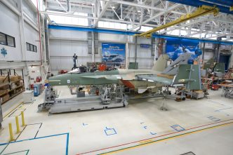 Cadena de montaje del Boeing F-18 en Saint Louis.