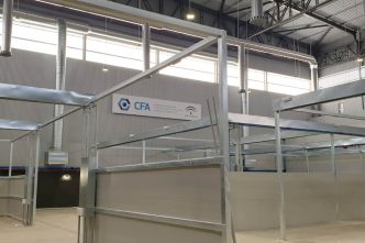 Interior del CFA, ya con algunas de las divisiones internas para maquinaria y empresas.