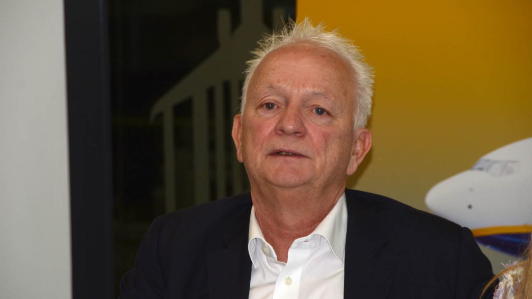Eddie Wilson, consejero delegado de Ryanair durante el anuncio de la nueva reducción de vuelos en España.