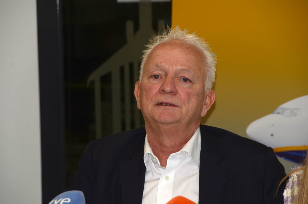 Eddie Wilson, consejero delegado de Ryanair durante el anuncio de la nueva reducción de vuelos en España.