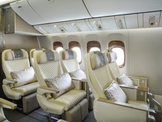 Nuevos asientos de business en los Boeing 777 de Emirates.
