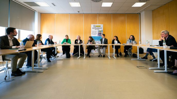 Ayudas públicas y no perder la oportunidad de ser líderes en combsutibles sostenibles, dos de las peticiones de los participantes en el encuento de Fly News sobre sostenibilidad.