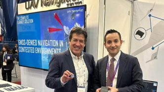 Firma del acuerdo entre UAV Navigation y Septentrio.