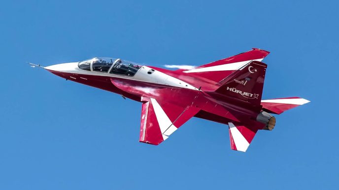 La compra del Hurjet es uno de los más importantes nuevos programas especiales de modernización aeronáuticos aprobados por el ministerio de Defensa.