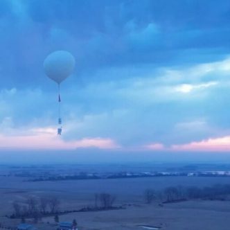 Imagen del ministerio de Defensa británcio de uno de los globos usados en las pruebas.