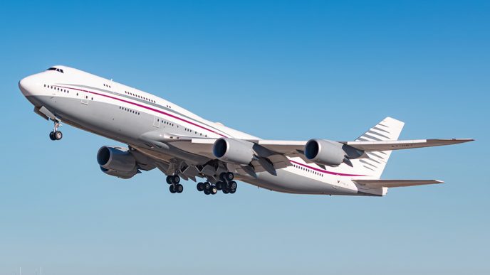 El Boeing 747-8 matrícula P4-HBJ regalado a Estados Unidos para ser usado como Air Force One.