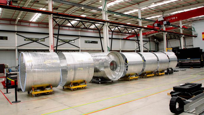 Secciones del primer Miura 5 en la factoría de PLD Space.