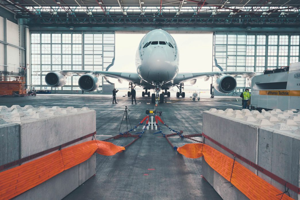 El taladro listo para arrastrar al A380,.