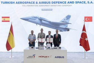 Firma del acuerdo entre Airbus y TAI para el Hurjet.
