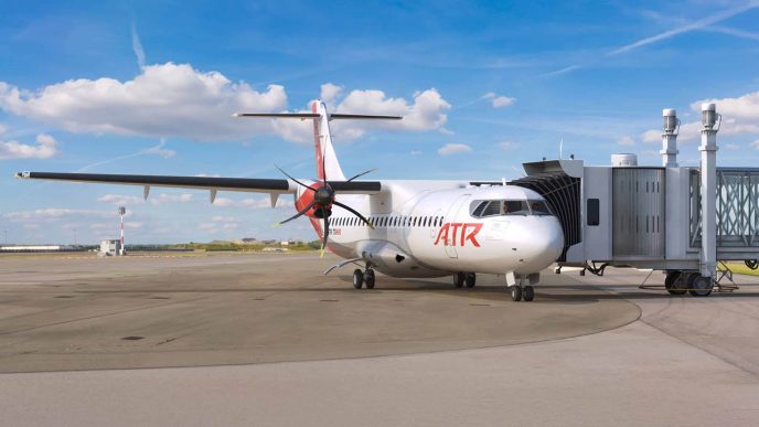 ATR estima un mercado potencial de 300 avionesen Estados Unidos en 20 años, y propone una versión específica para este mercado.