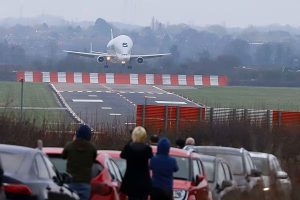 Último aterrizaje en Broughton del Beluga F-GSTF.