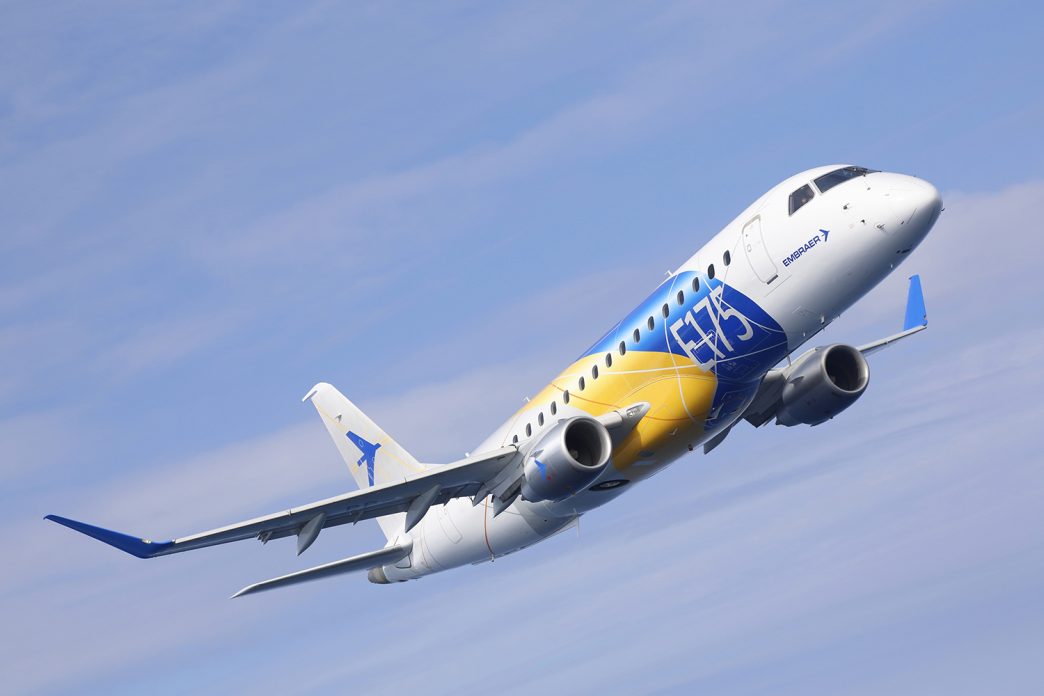 Embraer ofrece a India montar allí el E175 si lo compran para el el concurso del Avión Regional de Transporte.