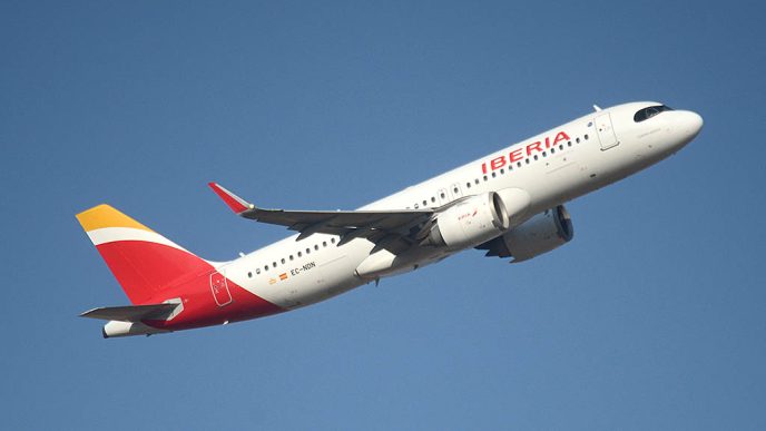 iberia lanza una oferta de vuelos en todas sus rutas para volar en 2026.