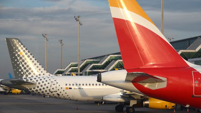 Iberia ganó en 2025 1.313 millones de euros y Vueling 393 millones.