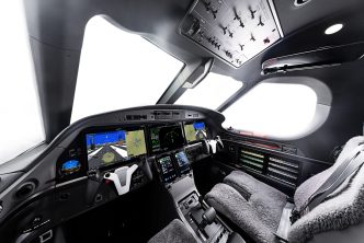 Cockpit del Pilatus PC-12 Pro.