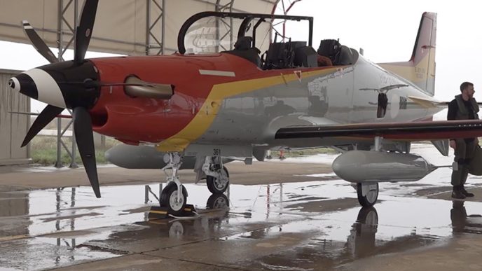 Llegada a Torrejón de los Pilatus PC-21 del CLAEX.