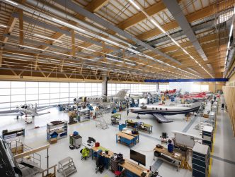 Factoría de Pilatus en Stans, muy cerca de la montaña de la que Pilatus toma su nombre.