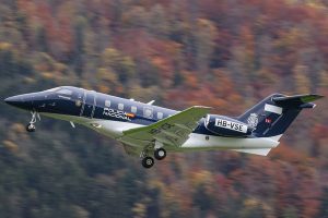 El Pilatus PC-24 de la Policía en uno de sus vuelos de prueba previos a su entrega.