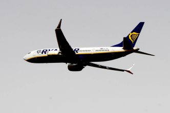 De los 55 aviones entregados por Boeing en septiembre, 10 fueron B-787-8200 para Ryanair.