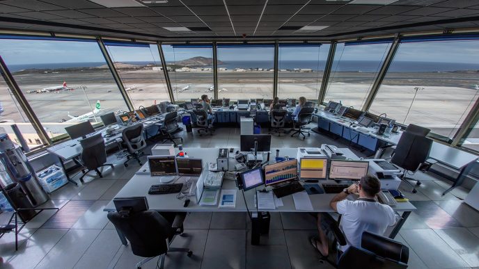 Torre de control del aeropuerto de Gran Canaria.