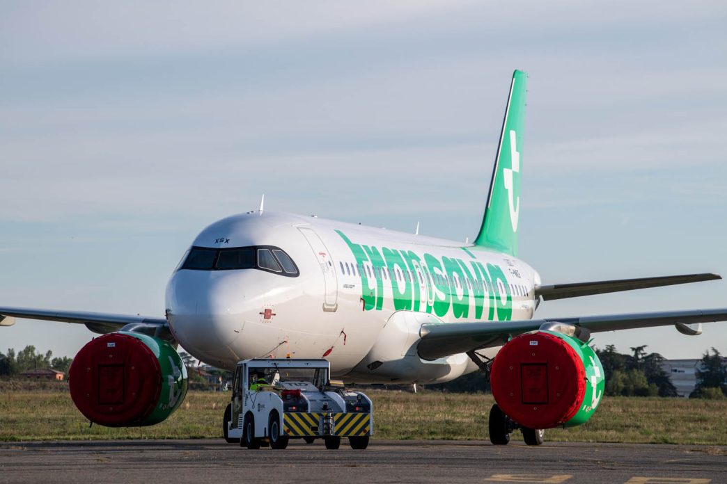 Nueva imagen corporativa de Transavia por sus 60 años.
