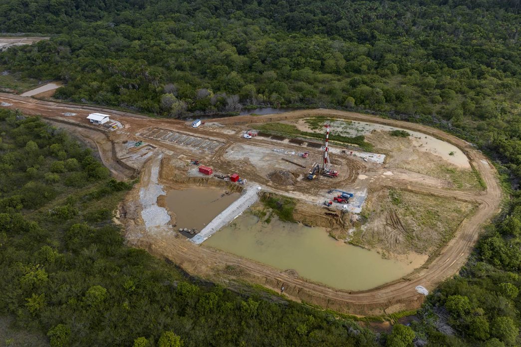 Trabajos en la zona de lanzamiento del PLD Space Miura 5 en el Centro Espacial de Guayana.